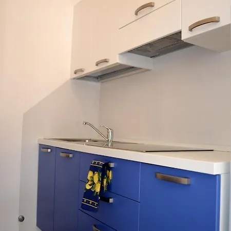 Apartamento In 25149 *